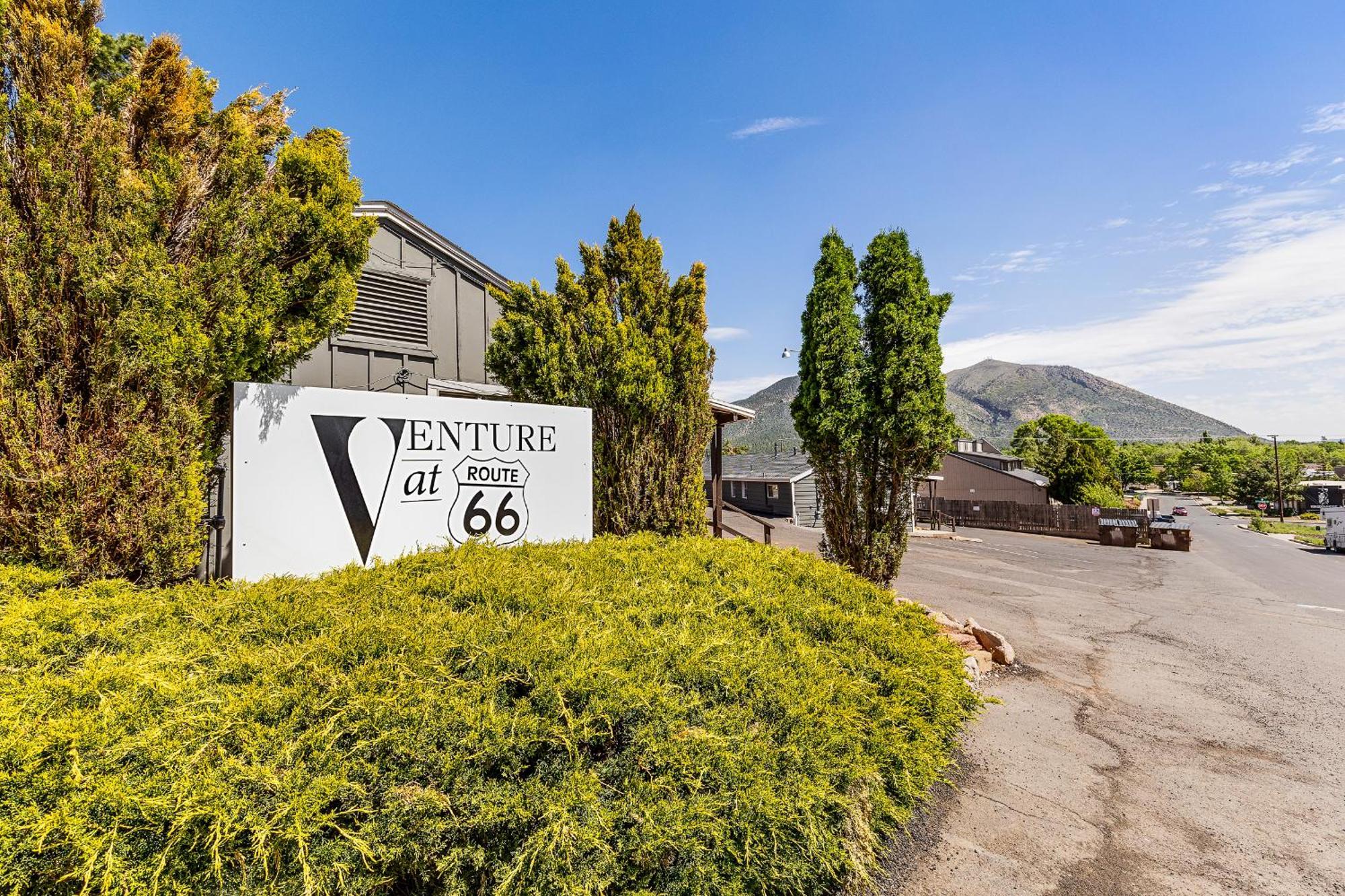 깃대 Venture At Route 66 아파트 외부 사진